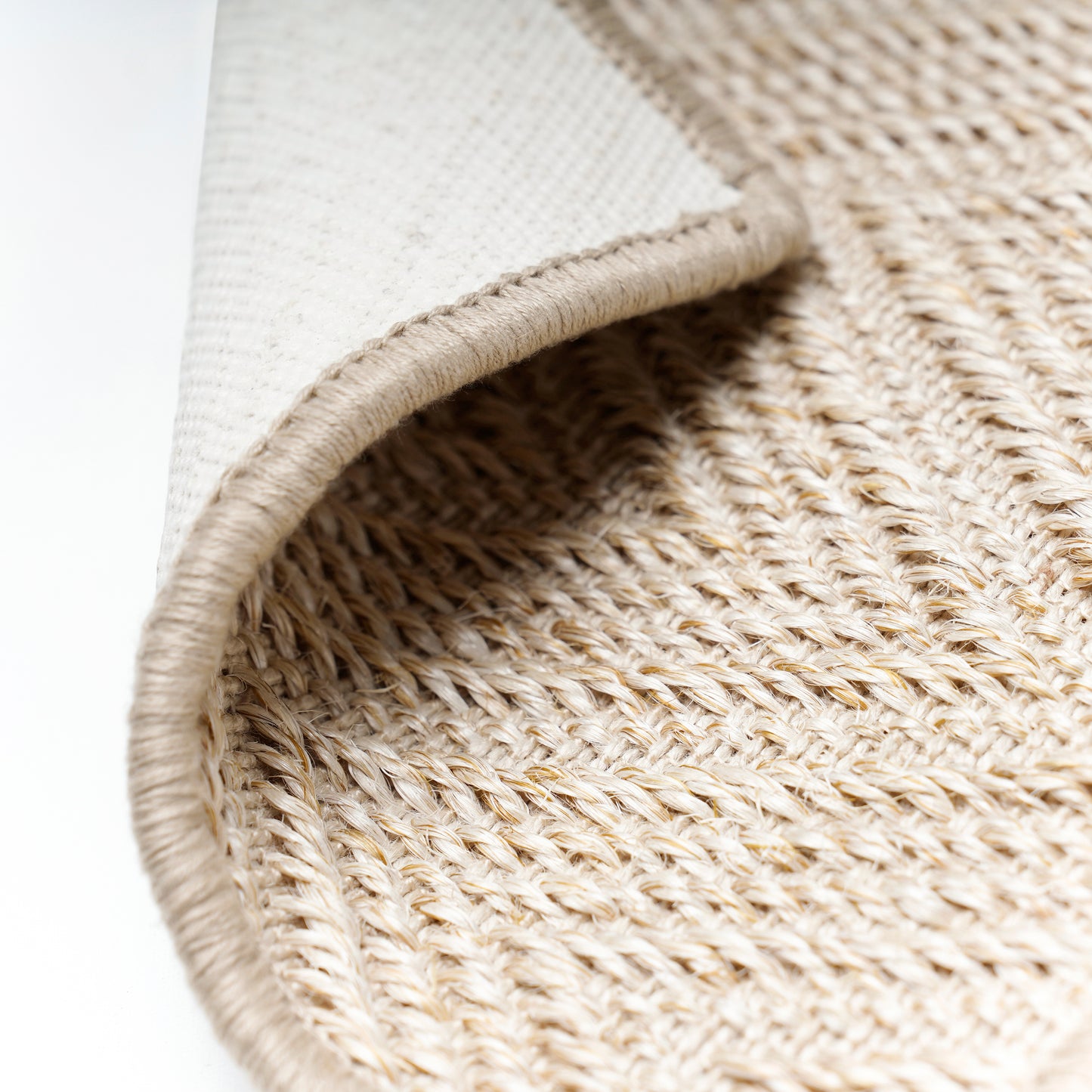 CHEVRON BLENDED WHITE RUG