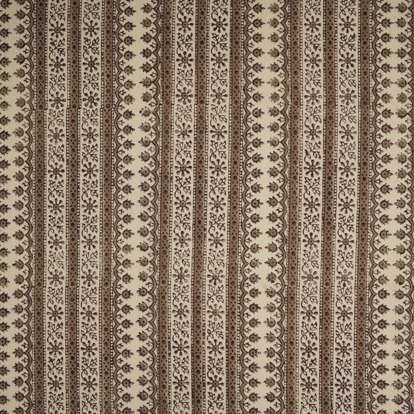 BUNDI BEIGE