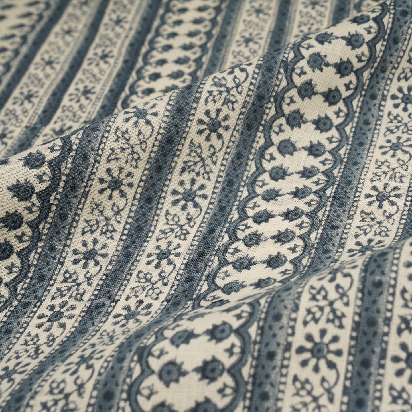 BUNDI BLUE